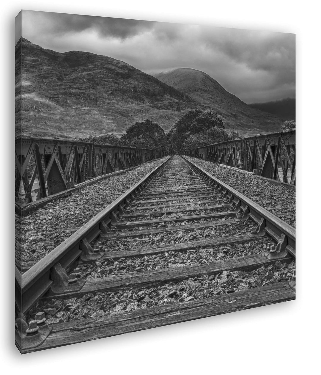 deyoli verlassene Bahnschienen Format: 60x60 Effekt: Schwarz&amp;Weiss als Leinwandbild, Motiv fertig ge