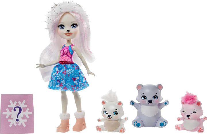 Enchantimals GJX47 - Familien Spielset, Pristina Polar Bear Puppe (15,24 cm) mit 3 Tierfiguren, toll