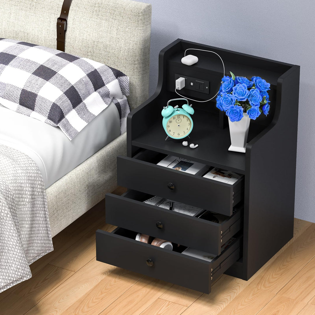 Nachttisch mit Ladestation, Nachtschrank mit Steckdosen und USB Anschlüsse, Nachttisch mit 3 Schubla