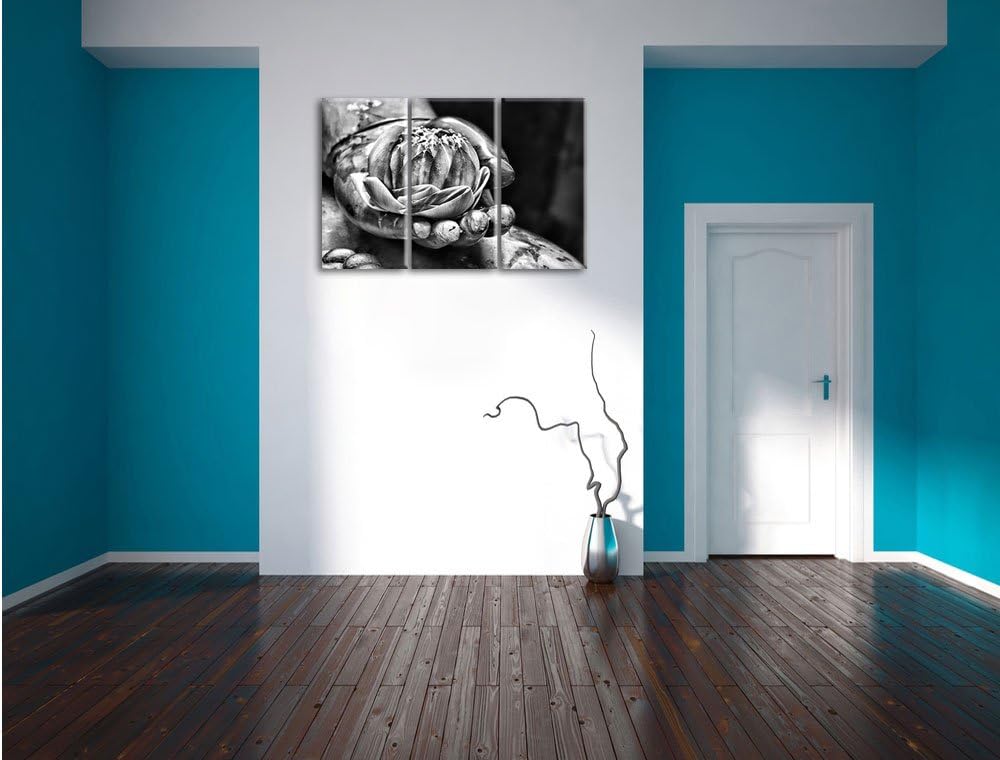 Pixxprint Lotus auf der Hand eines Buddhas als Leinwandbild/Grösse: 3 Teilig (120x80) cm/Wandbild/Ku