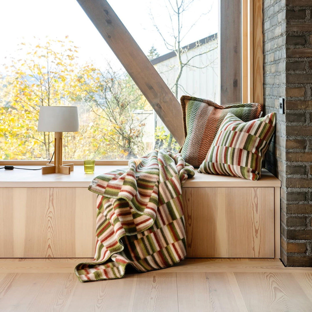 RØROS TWEED - Ida - Kissen aus norwegischer Lammwolle - Design von Anderssen & Voll - Kissenmasse: 5