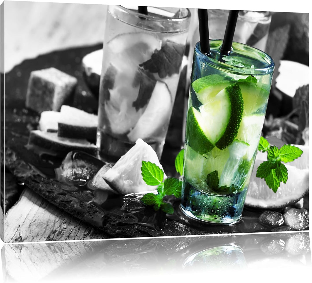 Erfrischende Caipirinhacocktails auf Tablett schwarz/weiss Format: 100x70 auf Leinwand, XXL riesige