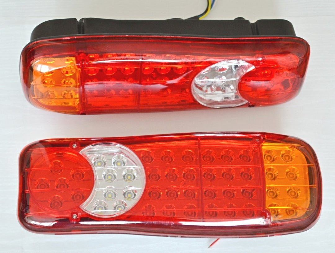 2 x LED hinten Schwanz Bergung 24 V Lichter für LKW Kippmulde Fahrgestell Anhänger Wohnwagen Wohnwag
