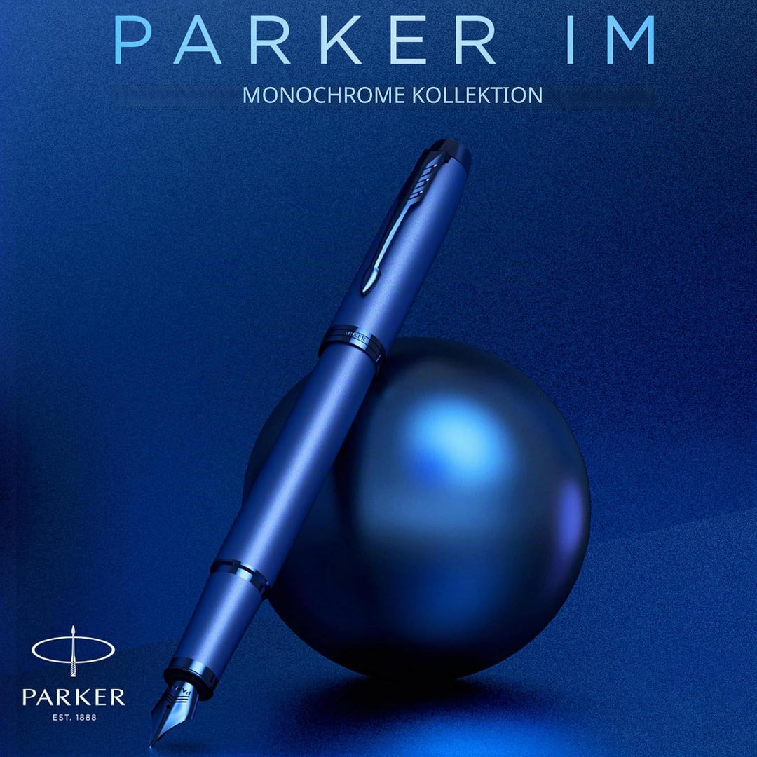 Parker IM Monochrome Füller | Oberfläche und Zierteile in Blau | Füllfederhalter mit mittlerer Feder