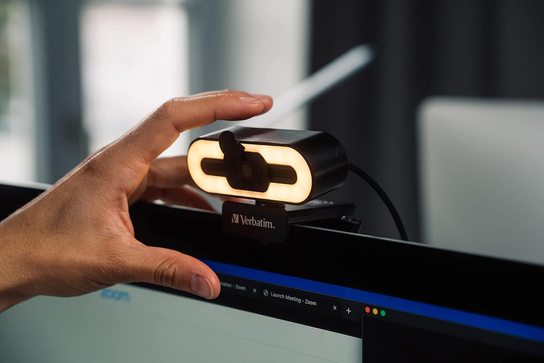 Verbatim Webcam mit Mikrofon und Beleuchtung, externe Kamera für Computer oder Laptop mit Full HD 10
