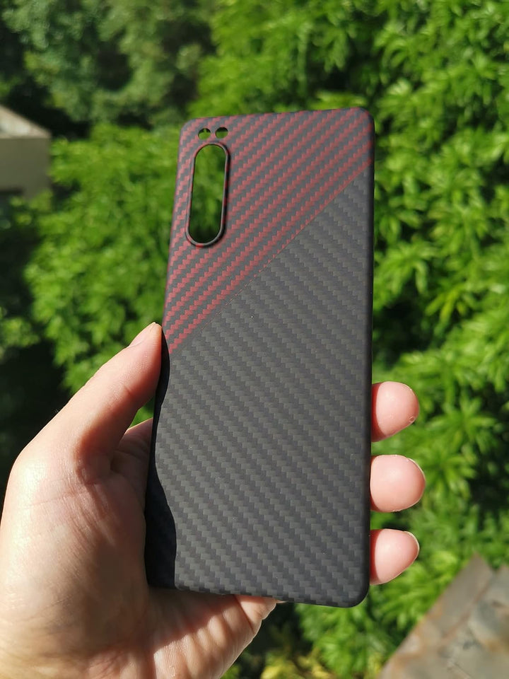 Schlanke und leichte Hülle aus Aramid-Kohlefaser für Sony Xperia 5 iv (Rot schwarz), Rot schwarz