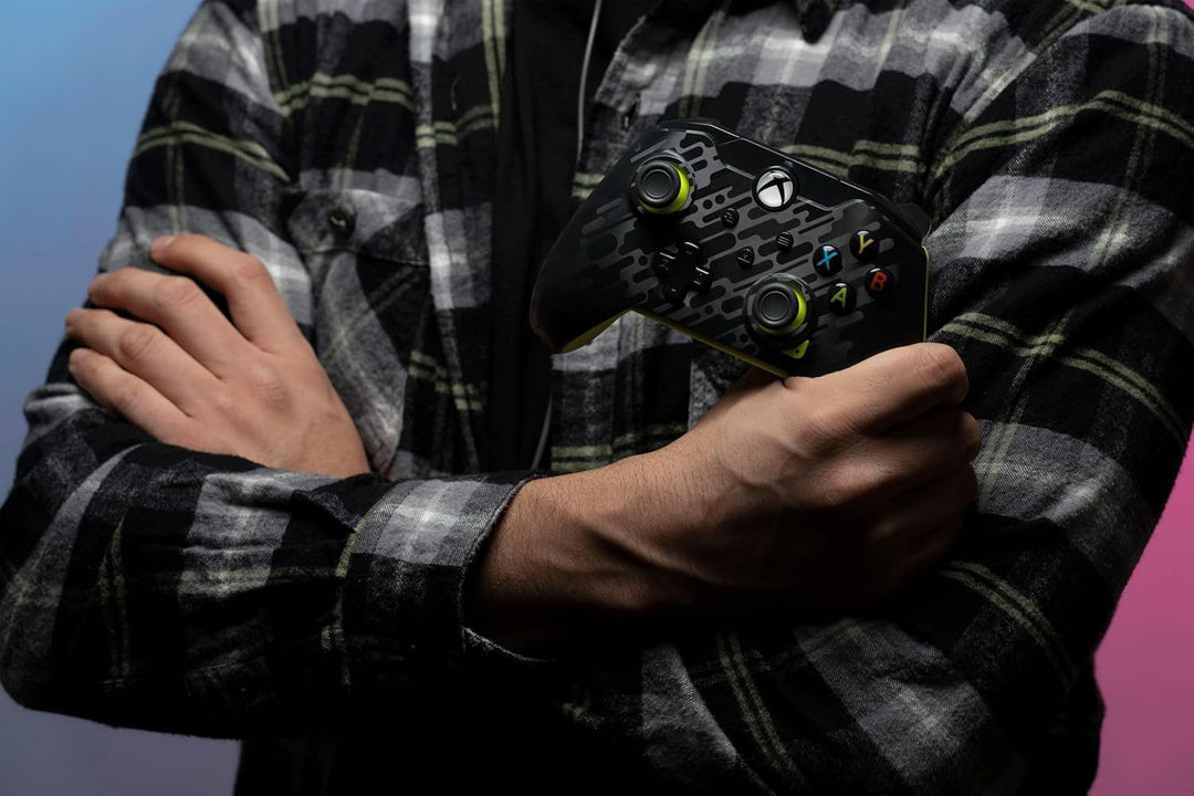 PDP Kabelgebundener Videospielcontroller Electric Carbon für Xbox Series X|S, Gamepad, Xbox One, off