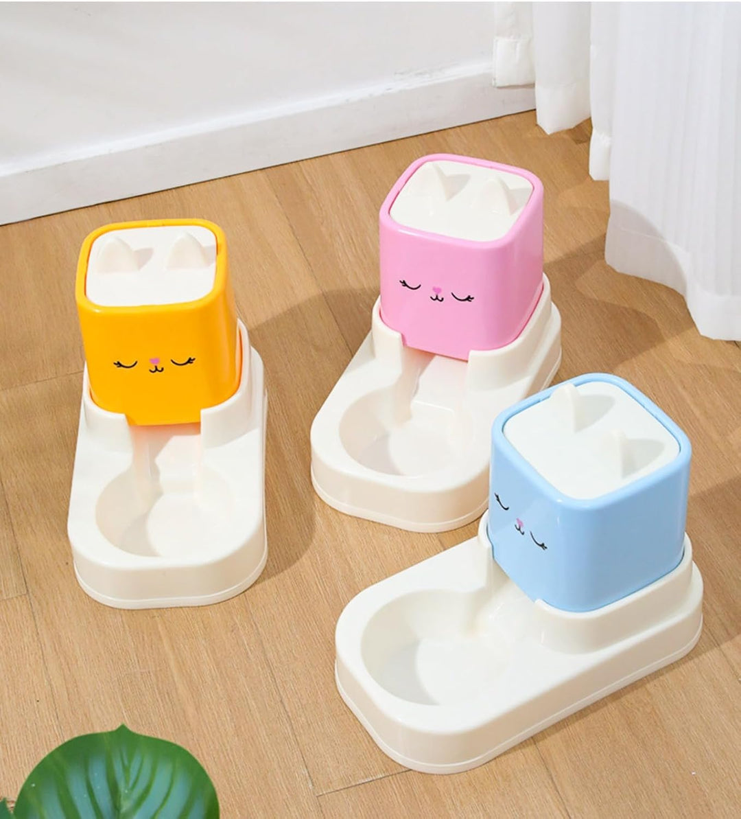 YIYILU Futter- und Wasserspender für Katzen – 2-in-1 automatische Fütterung, robust & sparsam, geeig