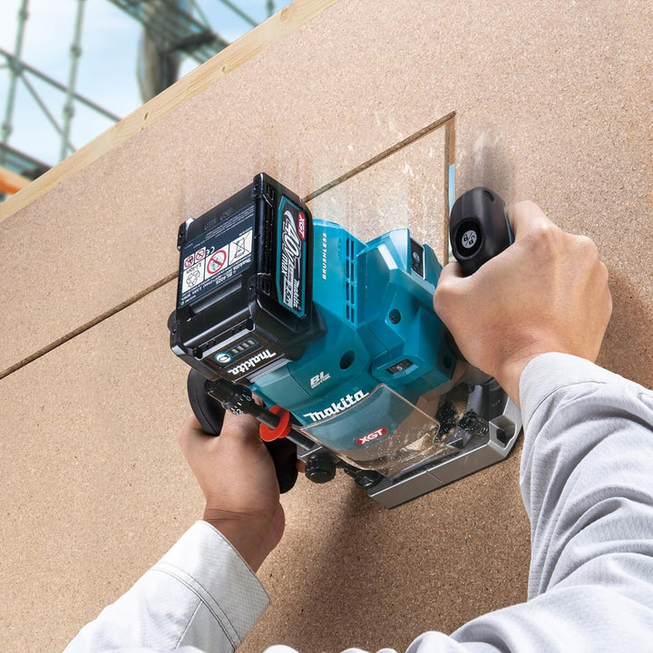 Makita RP001GZ02 40 V Max Li-Ion XGT bürstenloser Oberfräse, Lieferung in einem Makpac-Gehäuse, Batt