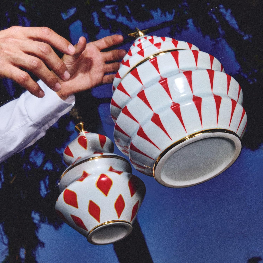 Alessi Delight NZ02 – Weihnachtskeksbehälter aus Porzellan, Rot, Weiss und Gold