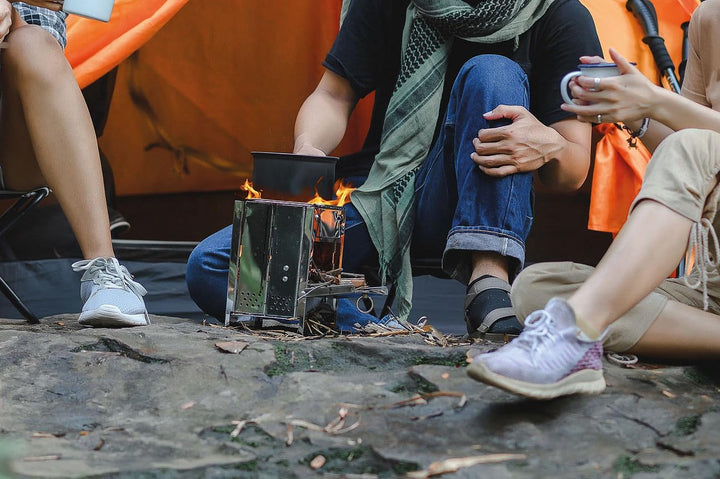 PEARL Campingkocher: 4er-Set Camping-Holzöfen aus Edelstahl, faltbar, inkl. Transporttasche (Camping