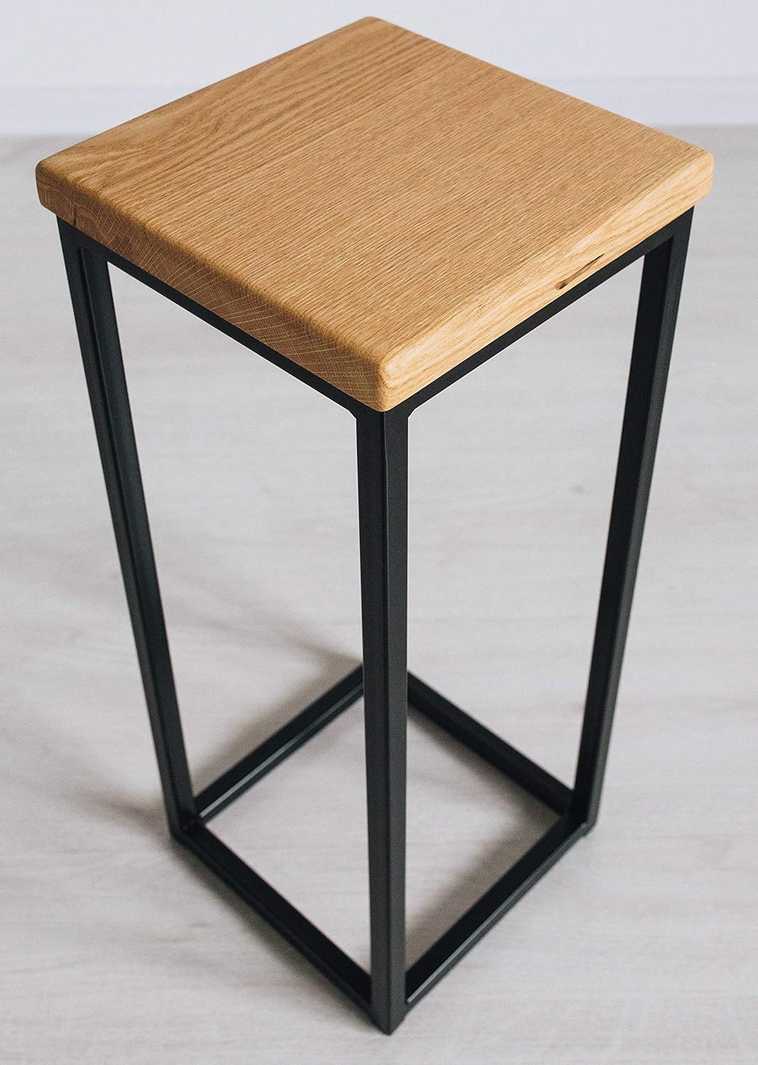 EINE BestLoft Blumensäule Dora aus Eiche - Dekosäule im schlanken Design + Stahlgestell (Gestell Sch
