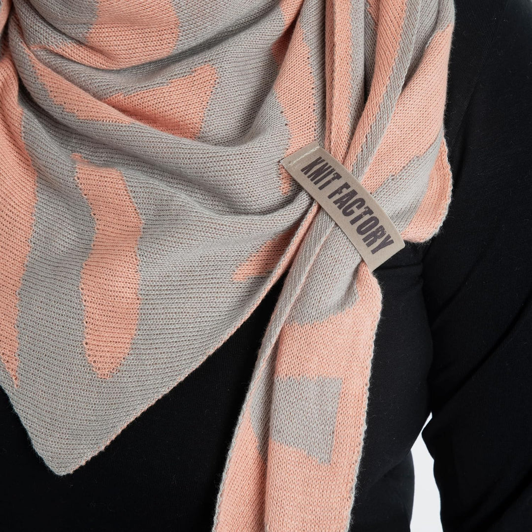 KNIT FACTORY - Leaf Dreieckstuch - Sommerschal - Fein Gestrickter Damen Schal - Umschlagtücher für d