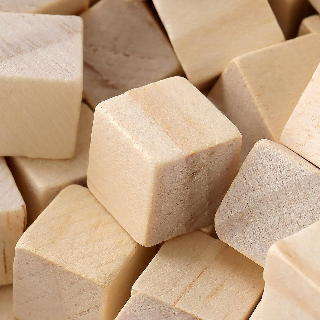 FUNSUEI 1500 Stück Holzwürfel 1 x 1 x 1 cm, Holz Würfel Klein Blanko, Kleine Holz Würfel Holzblock Q