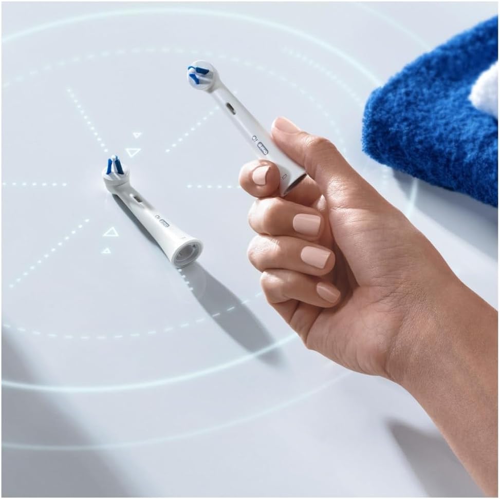 Oral-B iO Spezialisierte Reinigung Aufsteckbürsten für elektrische Zahnbürste, 2 Stück, Oral-B’s bes