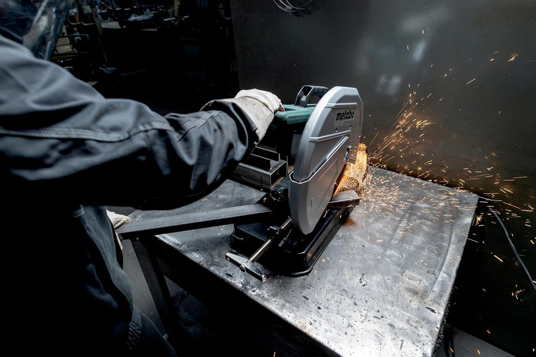 Metabo Metalltrennschleifer CS 22-355 – 601786000 – Zum Trennen von Profilen, Rohren und Stäben aus