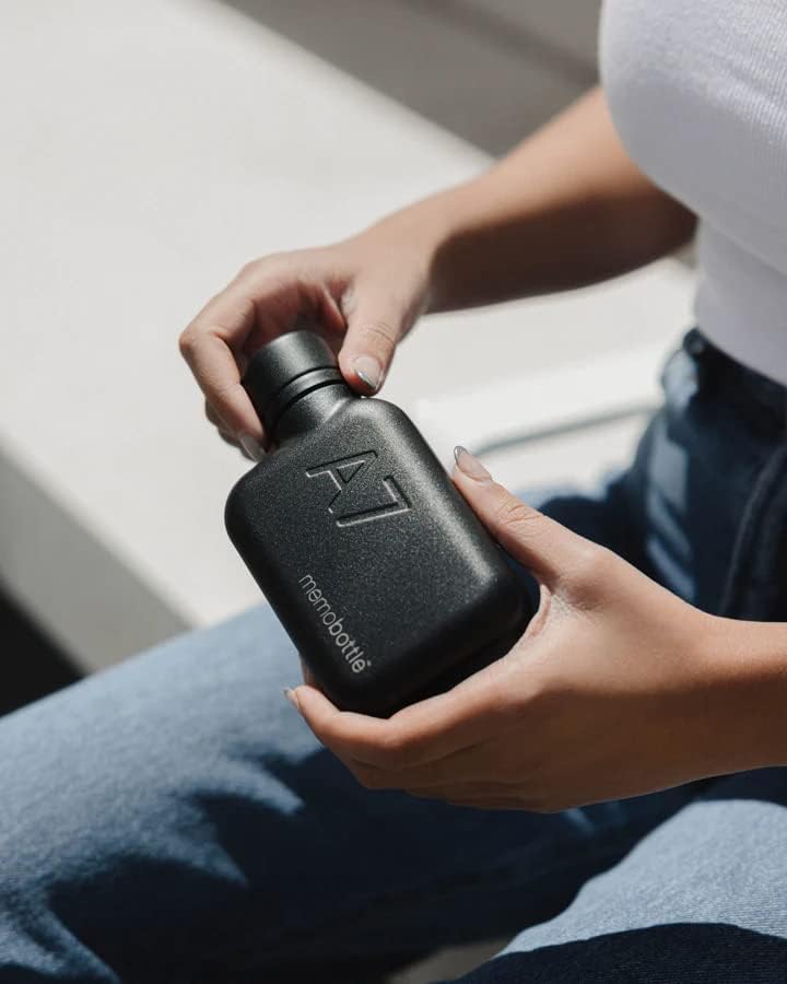 memobottle - EDELSTAHL (WEISS) | Robust, Auslaufsicher, Premium Trinkflasche | BPA-frei | Ideal für