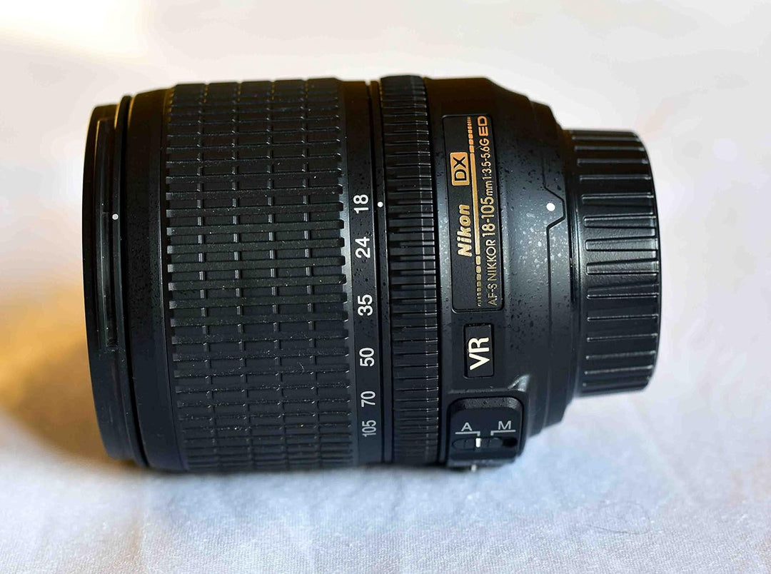 Nikon D7100 SLR-Digitalkamera (24 Megapixel, 8 cm (3,2 Zoll) TFT-Monitor, Full-HD-Video) Kit inkl. A