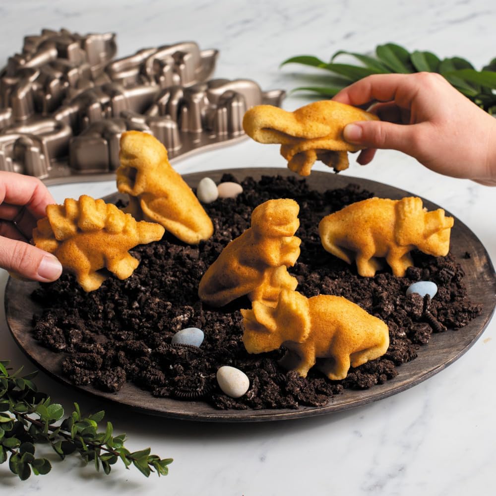 Nordic Ware Backform " Dinosaurier "