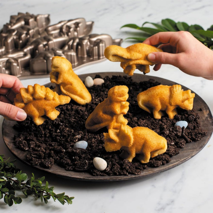 Nordic Ware Backform " Dinosaurier "