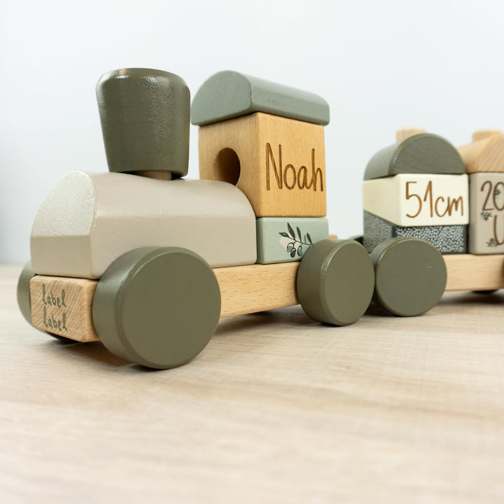 Personalisierter Holz Zug mit Gravur – Geschenk zur Geburt & Taufe – Babyspielzeug & Kinderzimmer De