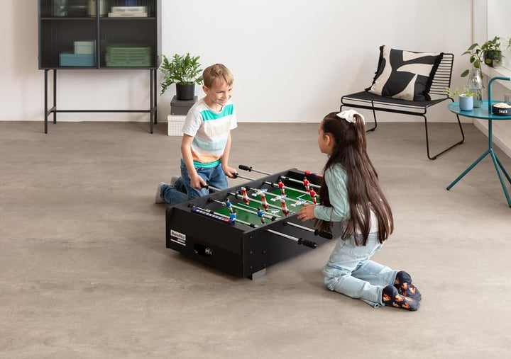 Mini-Kickertisch als praktische Auflage für Tisch oder Boden mit kindersicheren Teleskopstangen Grös