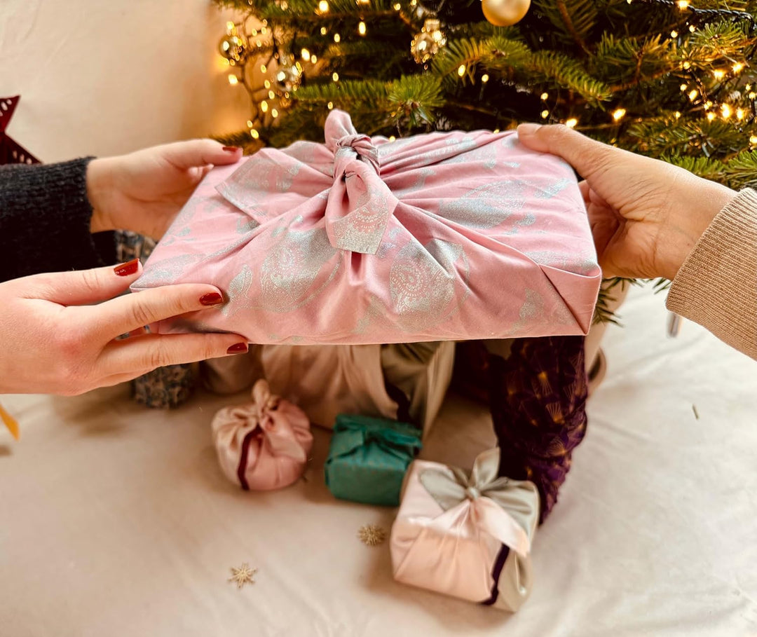 FabRap Furoshiki Fabric Gift Wrap, wiederverwendbare einseitige Gewebefolie, mit Sky Hintergrund mit