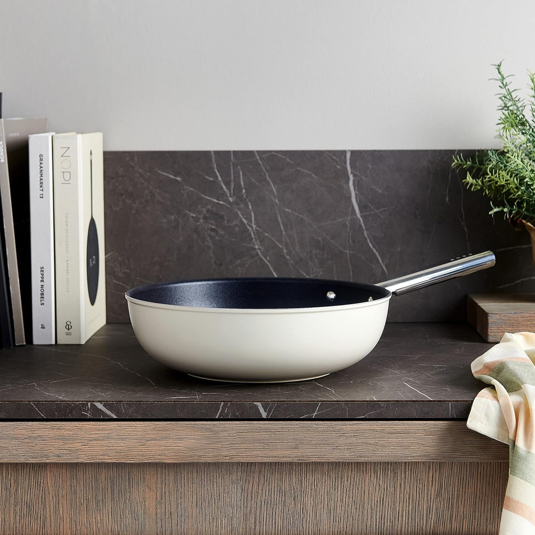 Smeg CKFW3001CRM Wok, 30 cm, cremefarben, Aluminium Creme Wokpfanne, Creme Wokpfanne