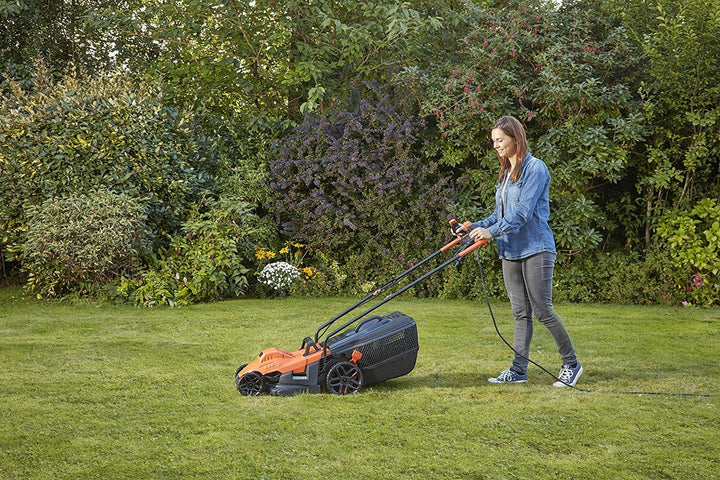 Black+Decker Elektro-Rasenmäher mit Fahrradlenker-Griff (1.400W, 34cm Schnittbreite, 6-fach Höhenver