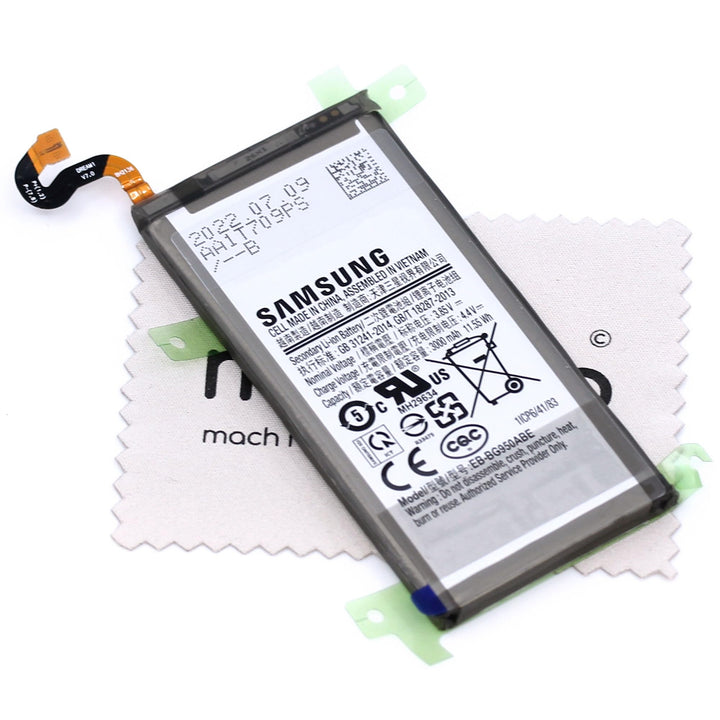Akku für Samsung Original EB BG950ABE für Samsung Galaxy S8 G950F mit mungoo Displayputztuch