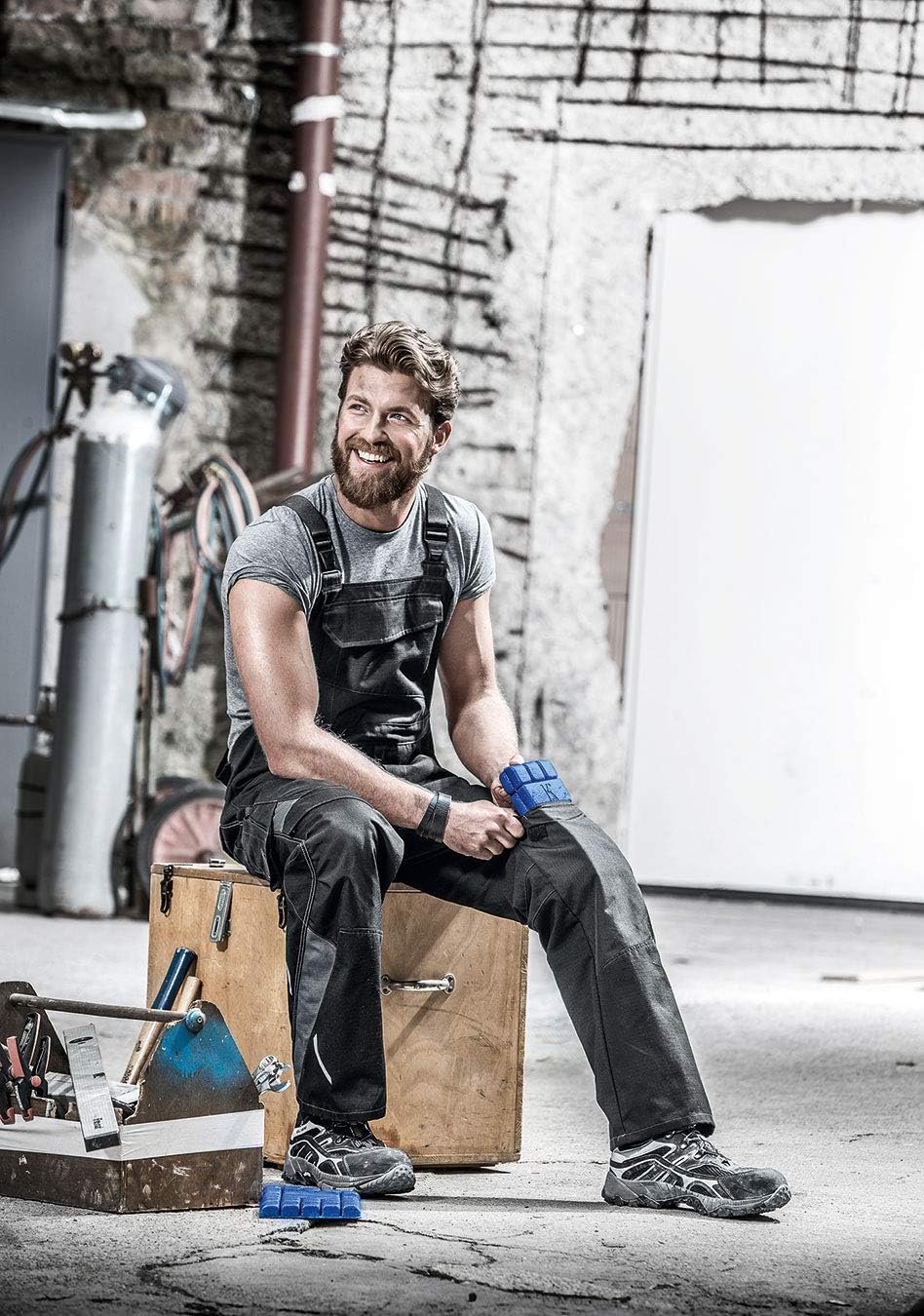 KÜBLER Pulsschlag Latzhose, Herren Arbeitshose mit Tägern und Fronttasche, 28 Schwarz/Anthrazit