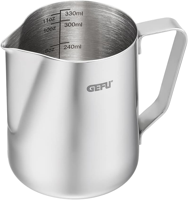 GEFU Milchkännchen BARISTA, 350 ml – Aufschäumkännchen, Barista Zubehör, Milk pitcher, für Milchscha