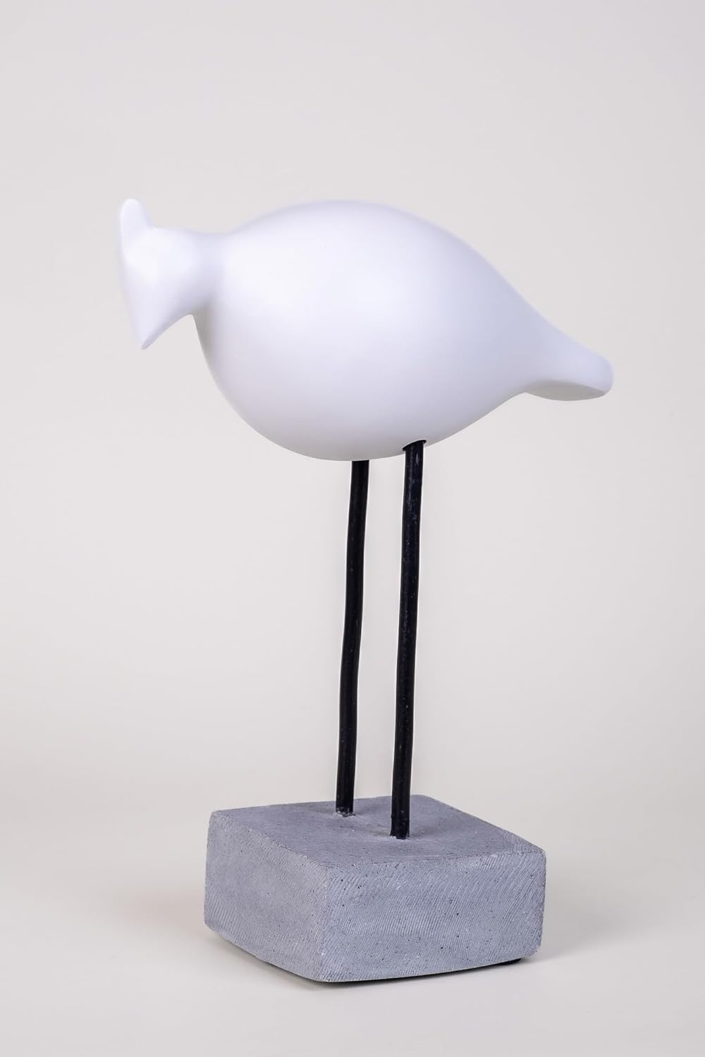 IDYL Moderne Skulptur Figur Sandsteinguss Vogelpaar auf kleinen Füssen |grau | 18x10x31-18x9x26cm |