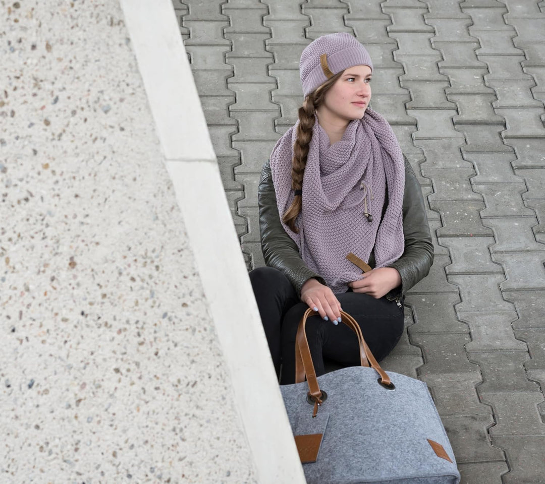 KNIT FACTORY - Dreiecksschal Coco - Damen Strickschal mit Wolle - Umschlagtuch für den Herbst und Wi