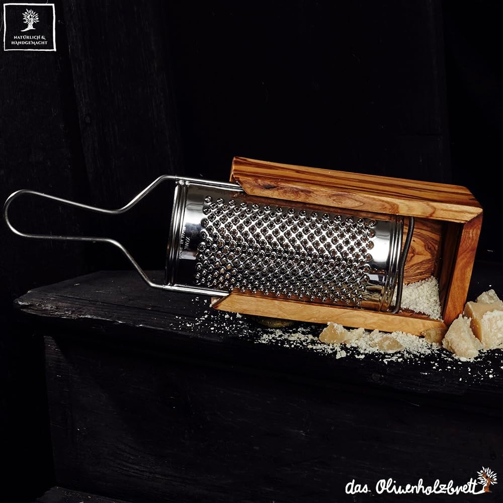 DAS OLIVENHOLZBRETT® Parmesanreibe Hartkäsereibe mit Behälter aus Olivenholz Holz (incl. Reibe 28cm)