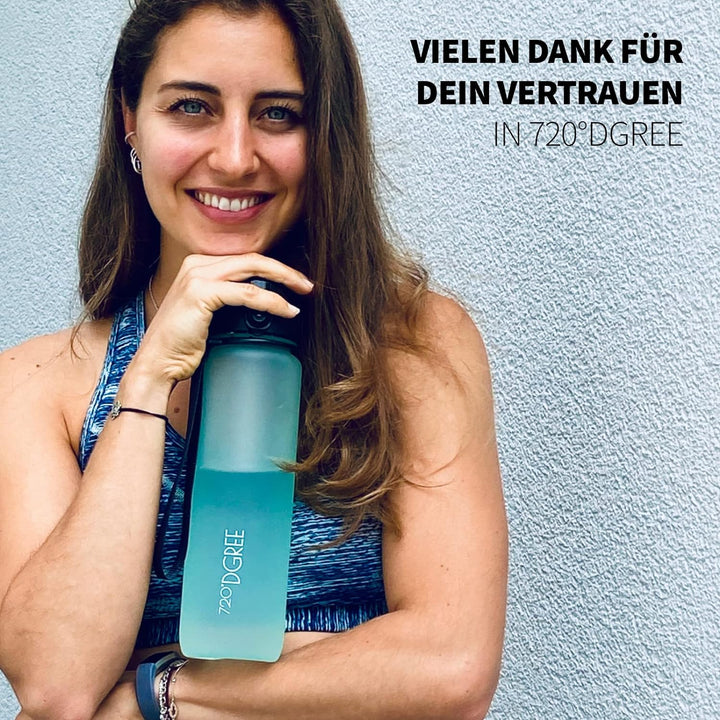 720°DGREE Trinkflasche 1,5l “uberBottle“ +Früchtebehälter - BPA-Frei, Auslaufsicher - Wasserflasche