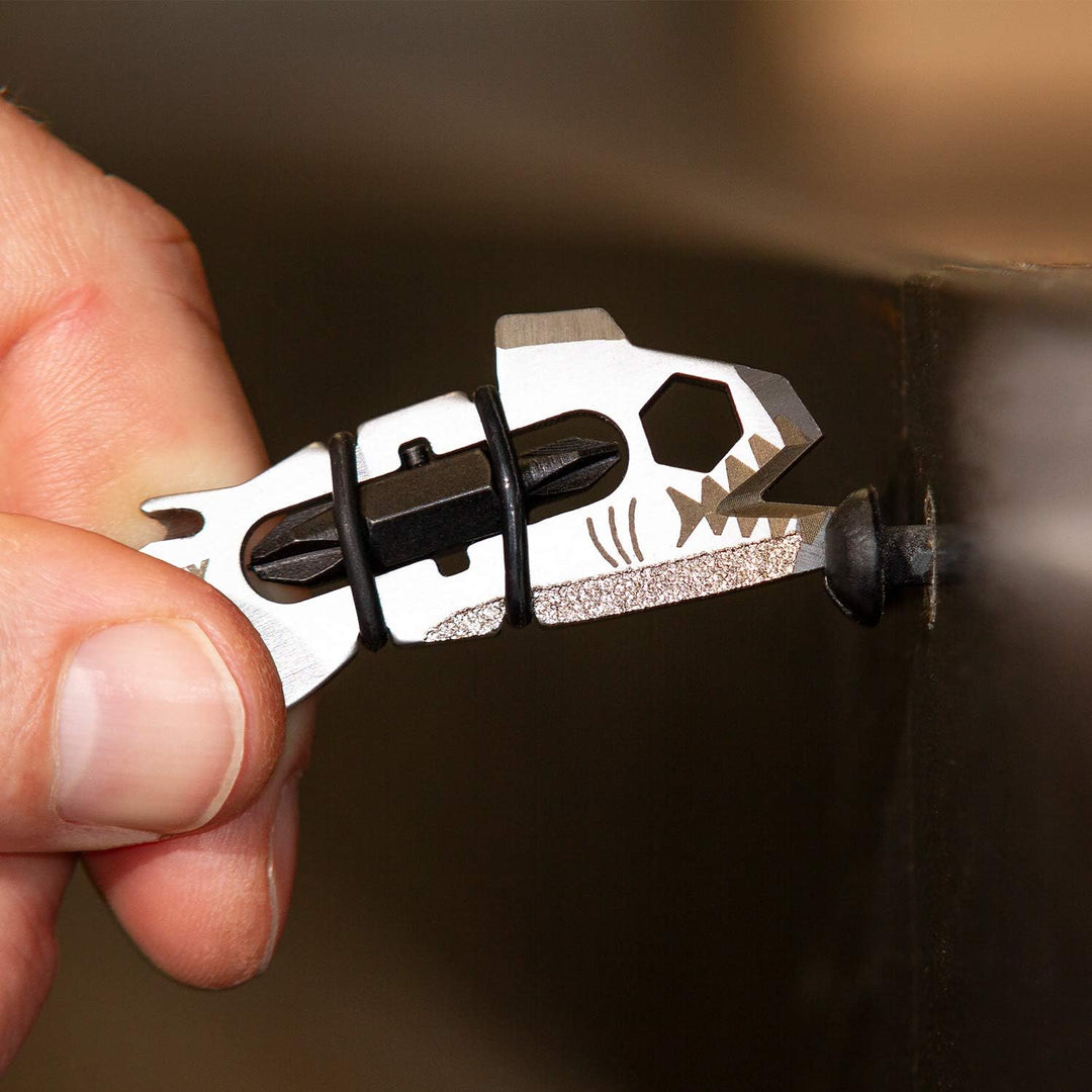 True Utility Sharkey - 12 in 1 Multi Tool - Mit Schraubendrehern, Flaschenöffner, Gewindeschneider,