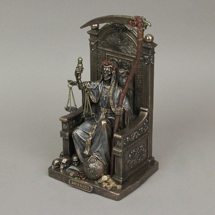 Veronese Design Weihnachtsmann-Muerte-Skulptur mit Sense und Skala aus Kunstharz, Antik-Bronze-Finis