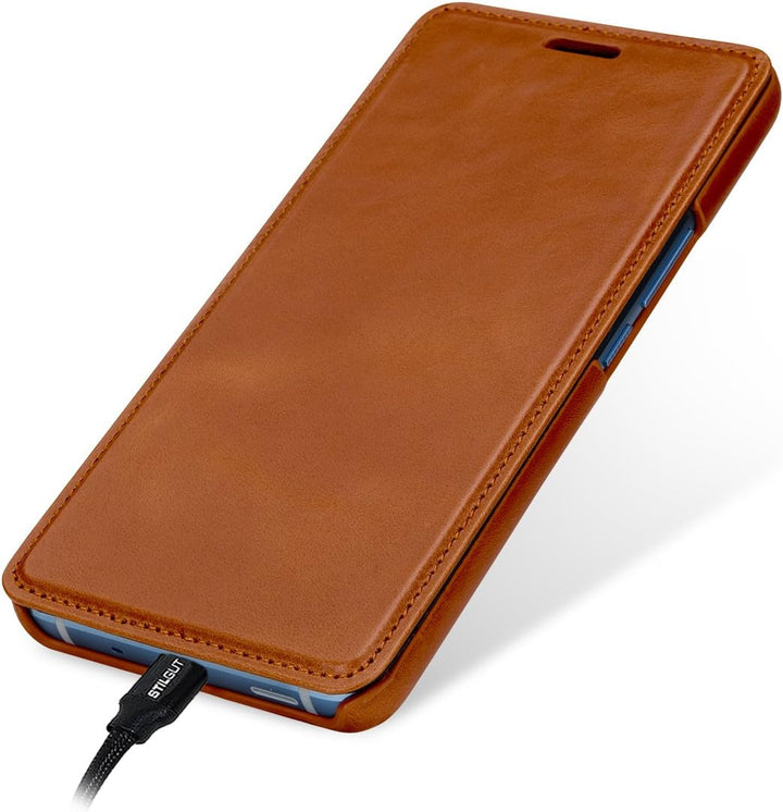 STILGUT Book Type Case, Hülle Leder-Tasche für HTC U11+ (U11 Plus). Seitlich klappbares Flip-Case au