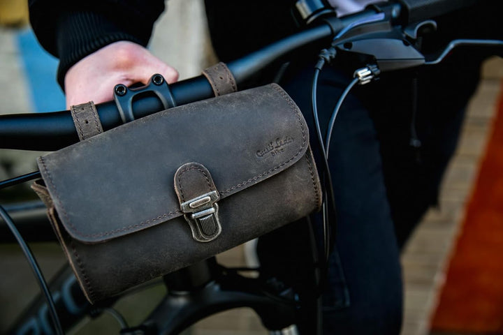 Gusti Satteltasche Leder – Wolfgang L. – Kleine Fahrradtasche Leder für Sattel, Lenker oder Gepäcktr