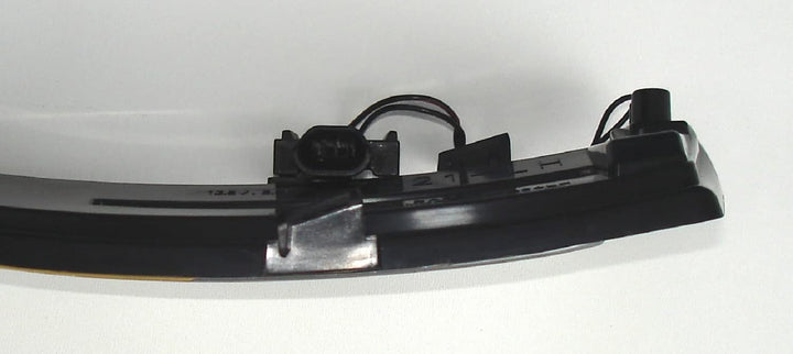 Spiegelblinker links kompatibel mit CLA GLK Baujahr siehe Beschreibung Blinker komplett mit LED
