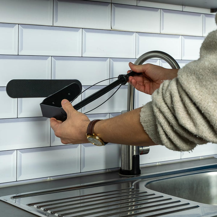 silwy® Magnetischer Küchenrollenhalter – Haftet ohne Bohren auf Metallflächen & Metall-Leiste – Flex