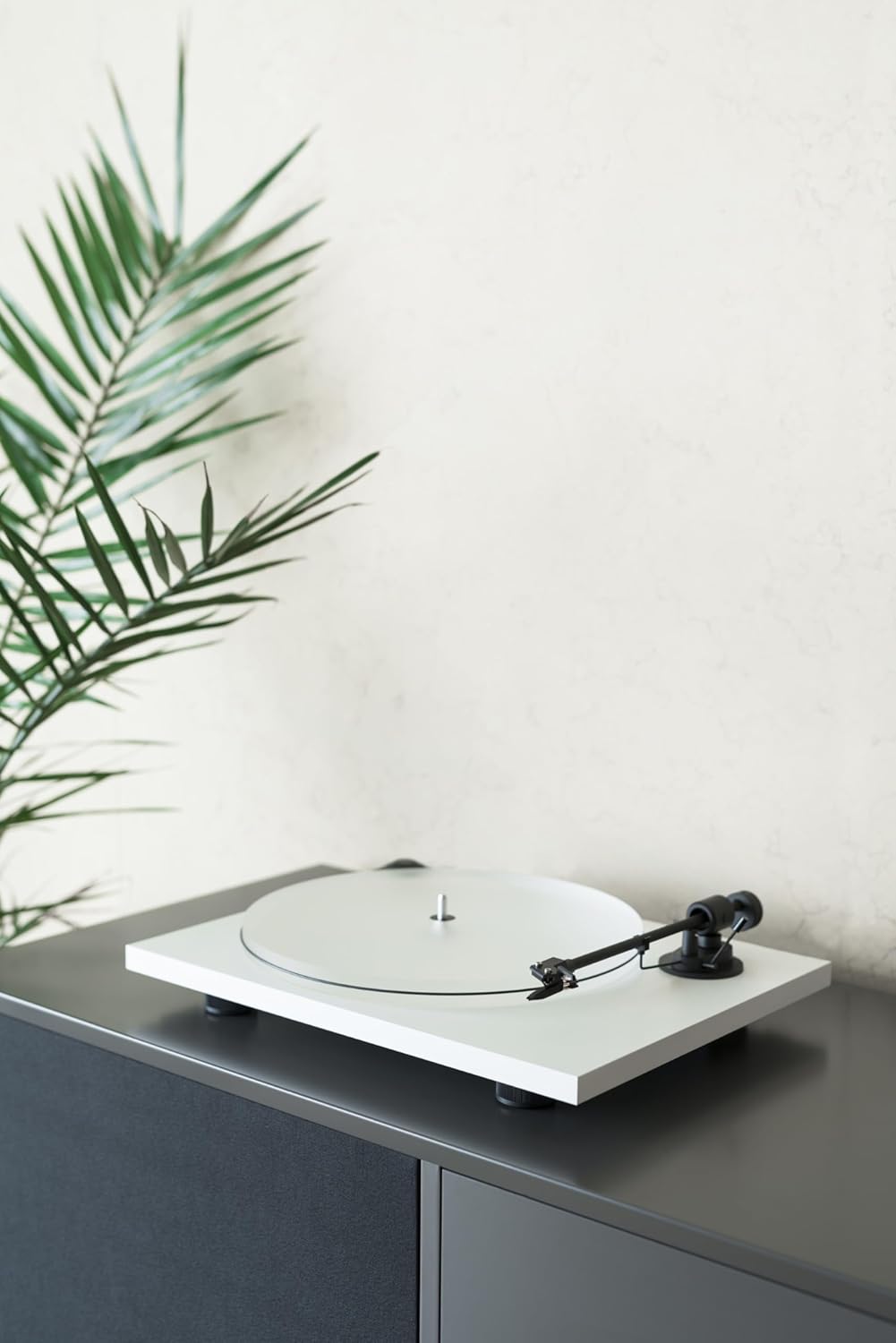 Pro-Ject Primary E, Audiophiler Plug&Play Plattenspieler (Rot), Rot