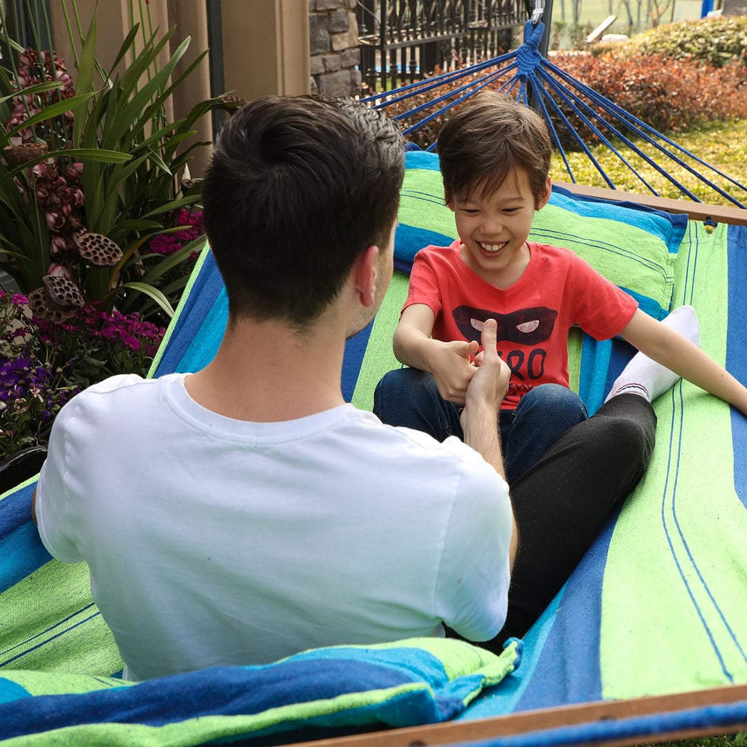 SONGMICS Hängematte mit 2 Kissen, Liegefläche ca. 210 x 150 cm, Belastbarkeit bis 300 kg GDC22L, Lar