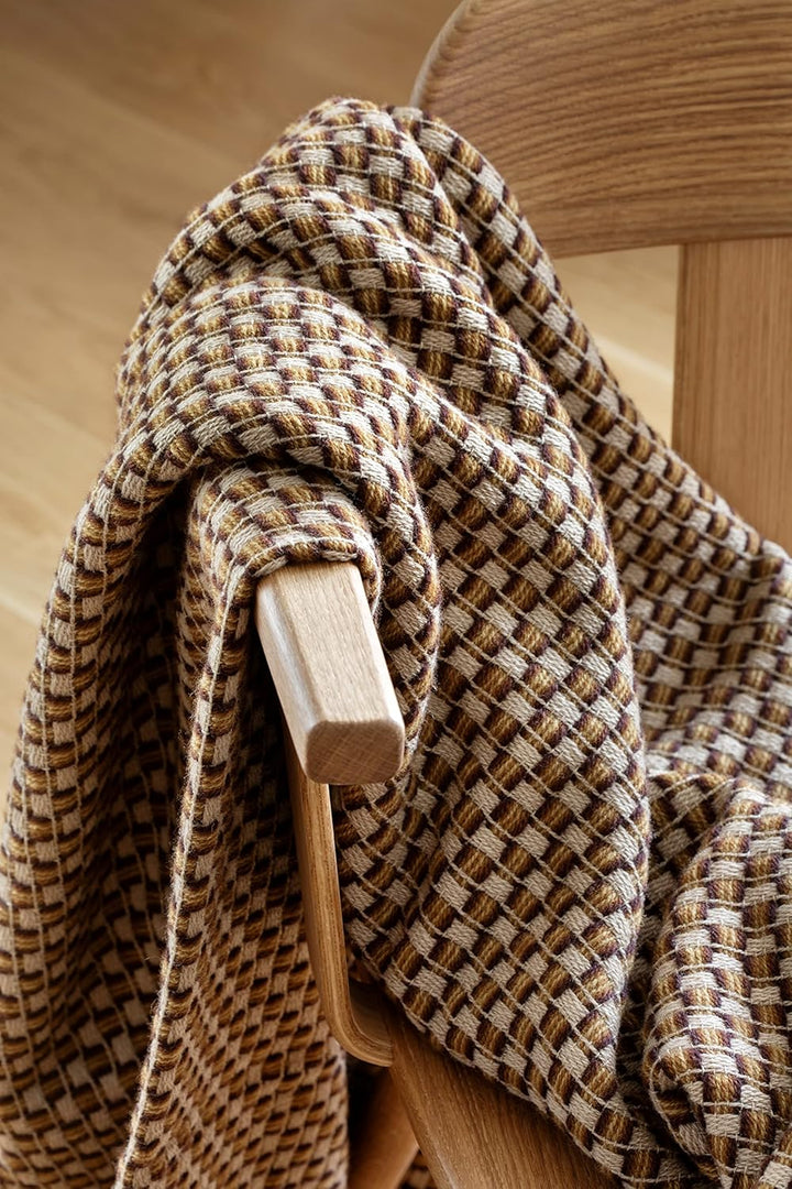 RØROS TWEED - Isak - Wolldecke aus norwegischer Lammwolle - Design von Anderssen & Voll - Deckenmass