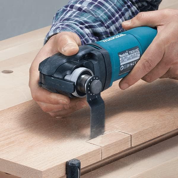 Makita TM3010CK/2 240V Multi-Tool Supplied In A Carry Case