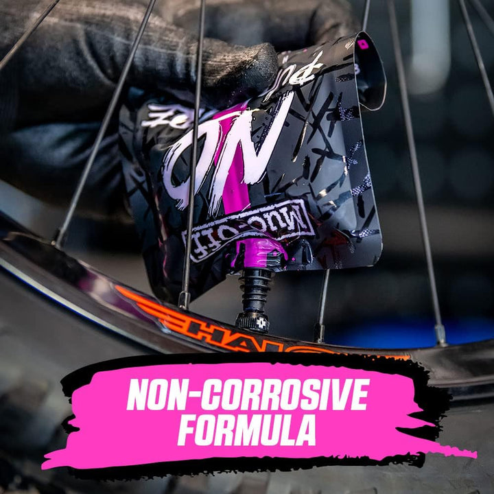 Muc-Off Unisex-Erwachsene Regenbogenfarbige, 44 mm Presta Tubeless Ventile, 44mm Bundle mit Reifendi