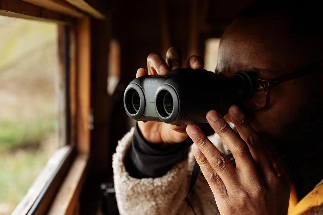 Canon 8x20 IS Fernglas (8 fache Vergrösserung, Feldstecher, Präzisionsoptik, IS Bildstabilisator, ru