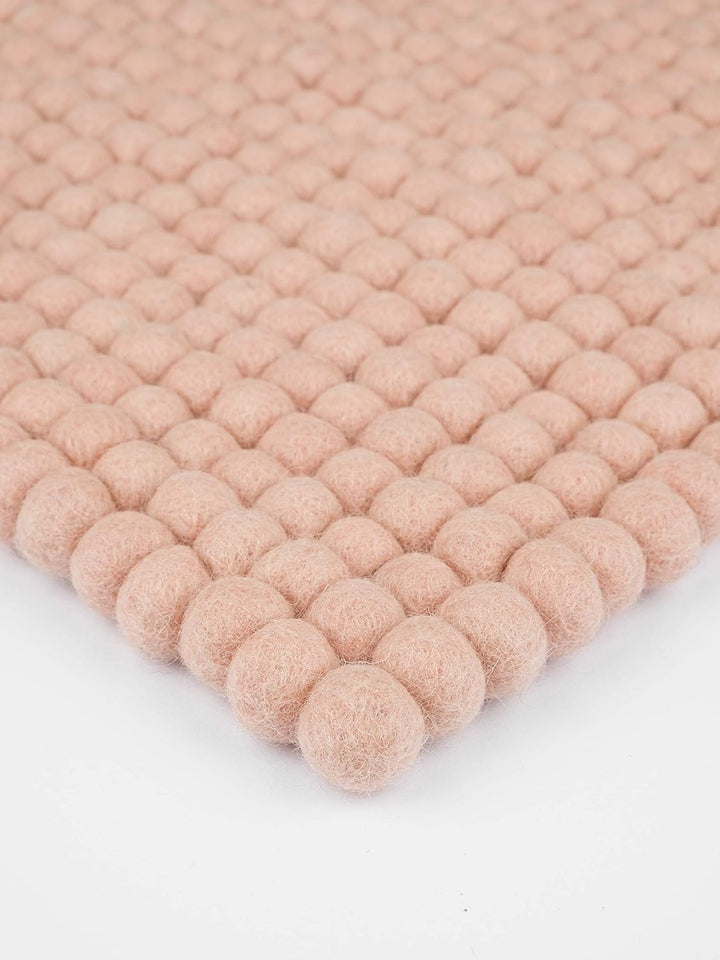 myfelt Filzkugel-Sitzauflage Stuhlauflage - Merle - quadratisch, 36x36 cm, Rosa, Rosa