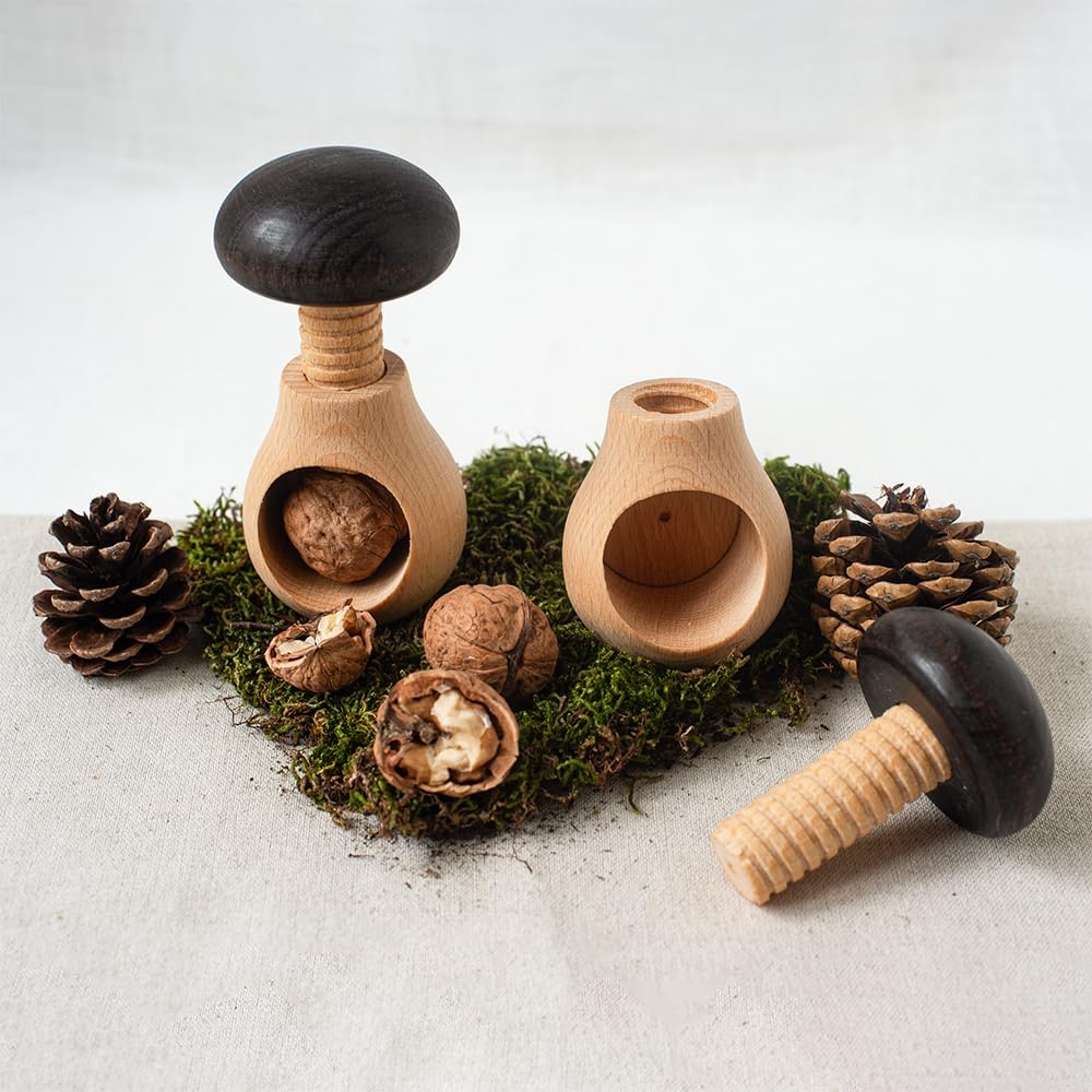 HOFMEISTER® Nussknacker - Buchenholz - ca. 10 cm hoch - leichtes Knacken von Nüssen - mit Schraubgew